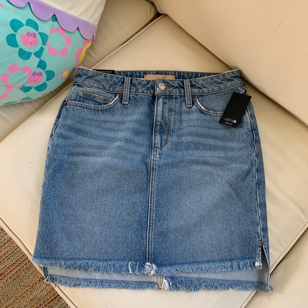 Joe’s jeans skirt size 27, nwt